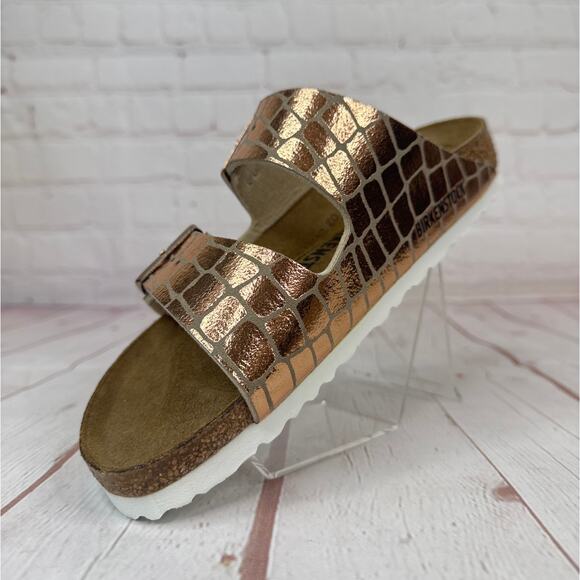 Birkenstock Arizona Gator Gleam Two Strap Copper Sandals Mens Sz 4/Women’s Sz 6 - Picture 4 of 9